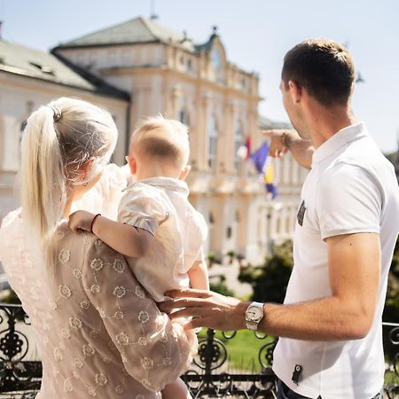 Hotel Balkan Centar Bijeljina Bagian luar foto