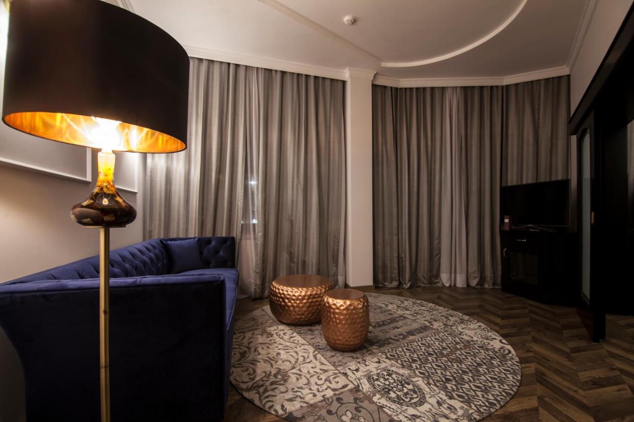 Hotel Balkan Centar Bijeljina Bagian luar foto